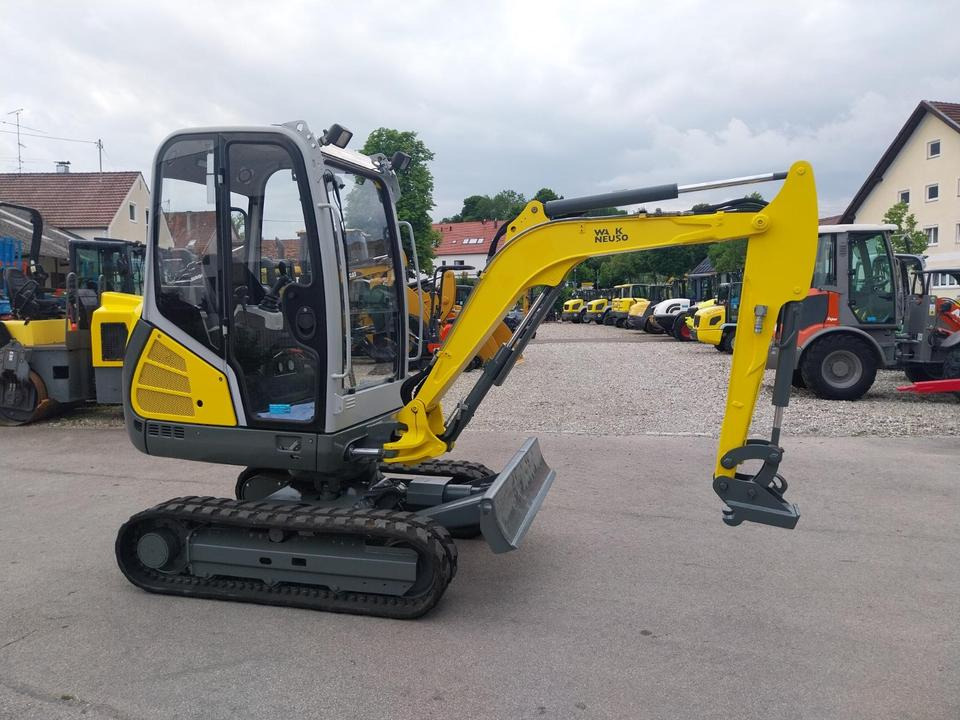 Minibagger Neuson Wacker ET 24 VDS Bagger Kettenbagger - Mini excavator: Foto 3 Minibagger Neuson Wacker ET 24 VDS Bagger Kettenbagger - Mini excavator: Foto 3