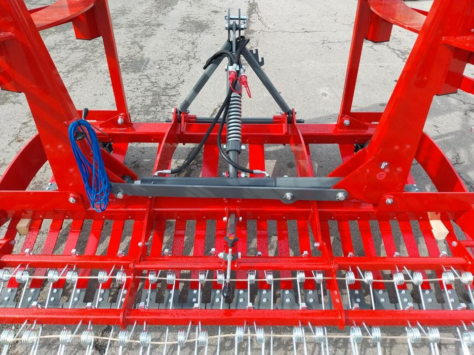 Weidelüfter 6m Wiesenstriegel Wiesenegge Grünlandpflege Striegel - Grapă cu arc: Foto 3 Weidelüfter 6m Wiesenstriegel Wiesenegge Grünlandpflege Striegel - Grapă cu arc: Foto 3