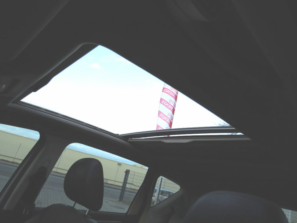 MERCEDES-BENZ A-Klasse 200 Avantgarde PKW - Camion: Foto 5 MERCEDES-BENZ A-Klasse 200 Avantgarde PKW - Camion: Foto 5