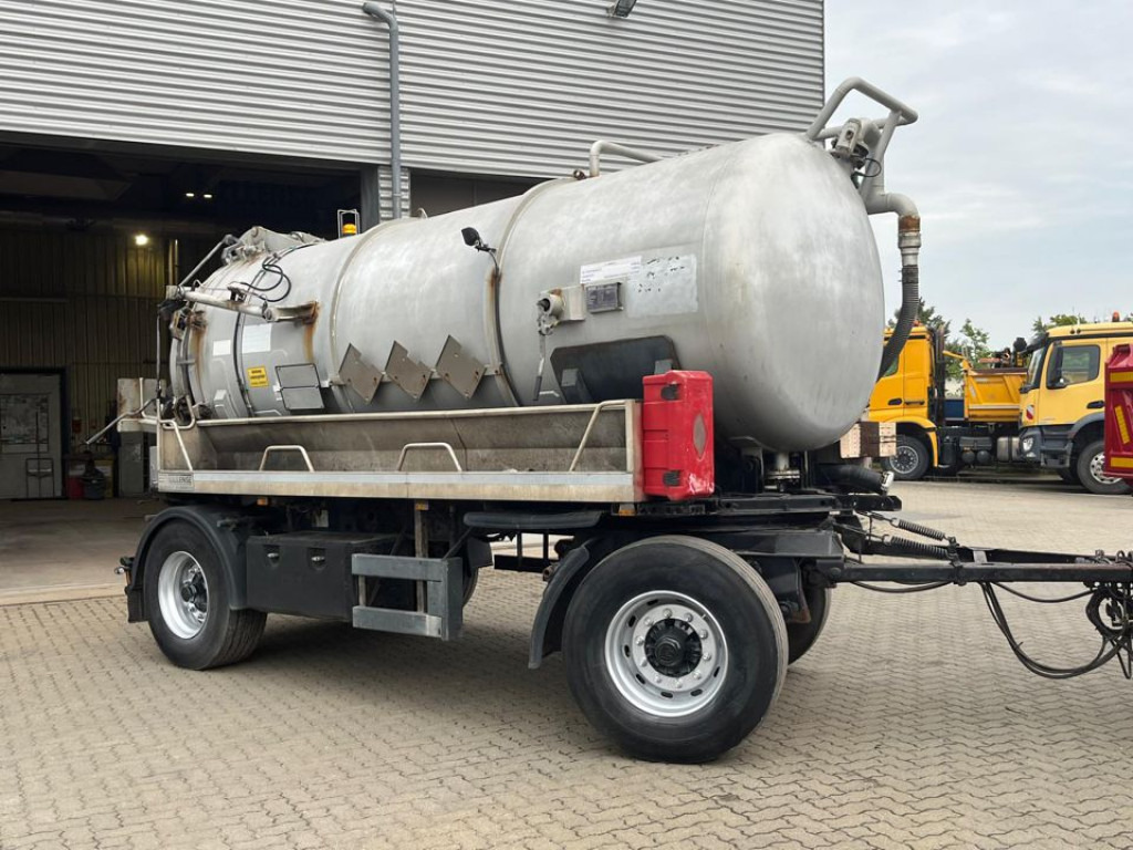 KRONE KRONE BDF-Anhänger Tankanhänger AZW 18 Bj-2011 Saug+Druck - Remorcă cisternă: Foto 2 KRONE KRONE BDF-Anhänger Tankanhänger AZW 18 Bj-2011 Saug+Druck - Remorcă cisternă: Foto 2