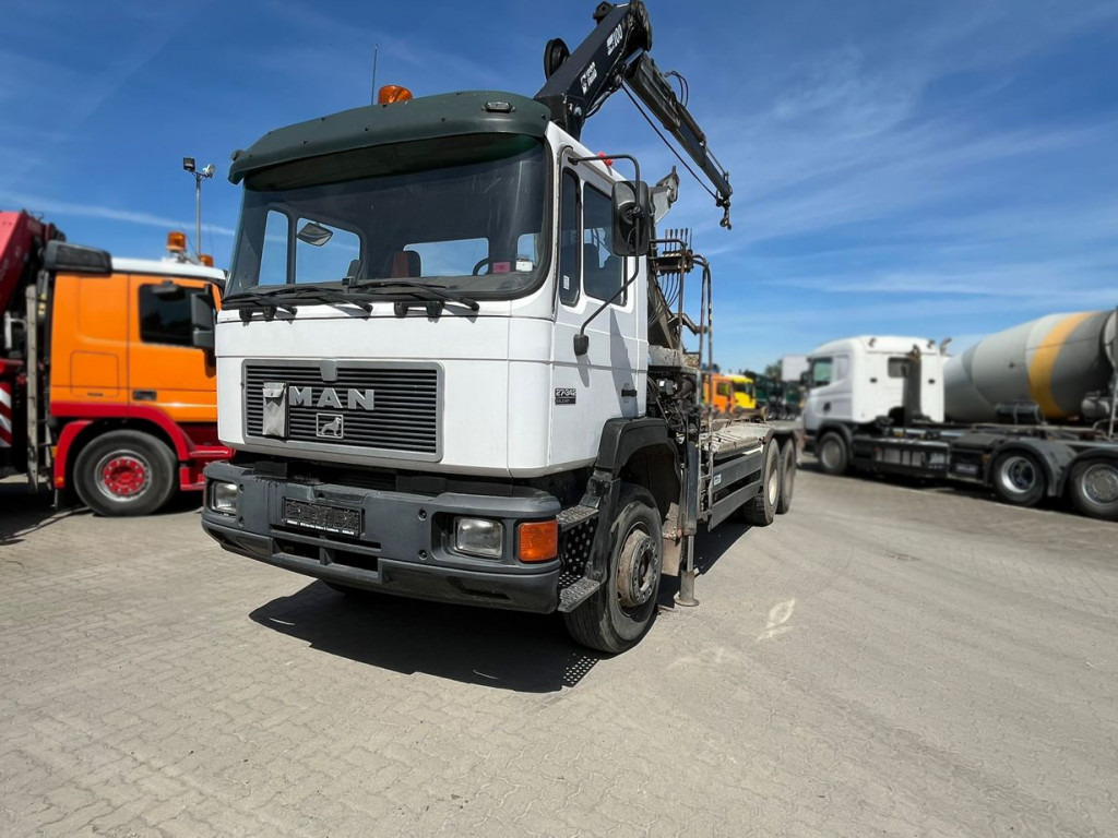 MAN F2000 27.342 6x4 Abrollkipper mit Kran - Camion cu cârlig, Camion cu macara: Foto 1 MAN F2000 27.342 6x4 Abrollkipper mit Kran - Camion cu cârlig, Camion cu macara: Foto 1