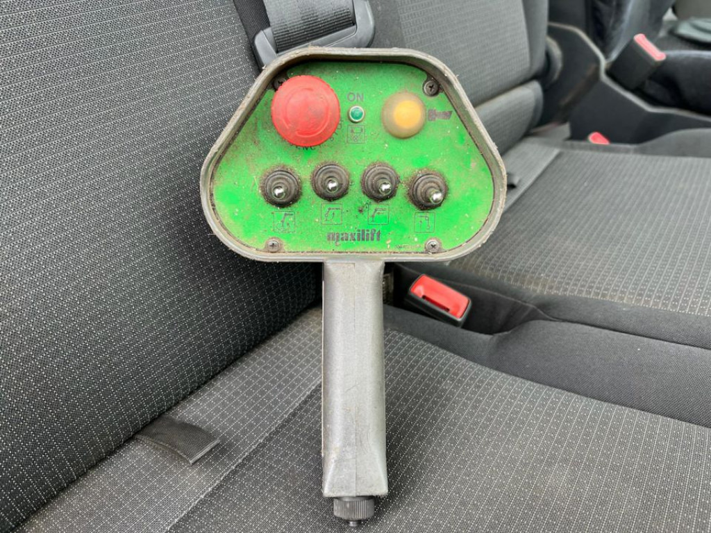 MAN TG-E 6.120 Pritsche Heckkran Funk - Autoutilitară cu platformă: Foto 2 MAN TG-E 6.120 Pritsche Heckkran Funk - Autoutilitară cu platformă: Foto 2