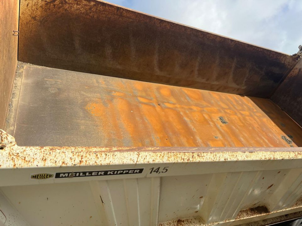 MAN TG-S 26.440 6x4 BB 3-Achs Kipper Schalter - Camion basculantă: Foto 4 MAN TG-S 26.440 6x4 BB 3-Achs Kipper Schalter - Camion basculantă: Foto 4