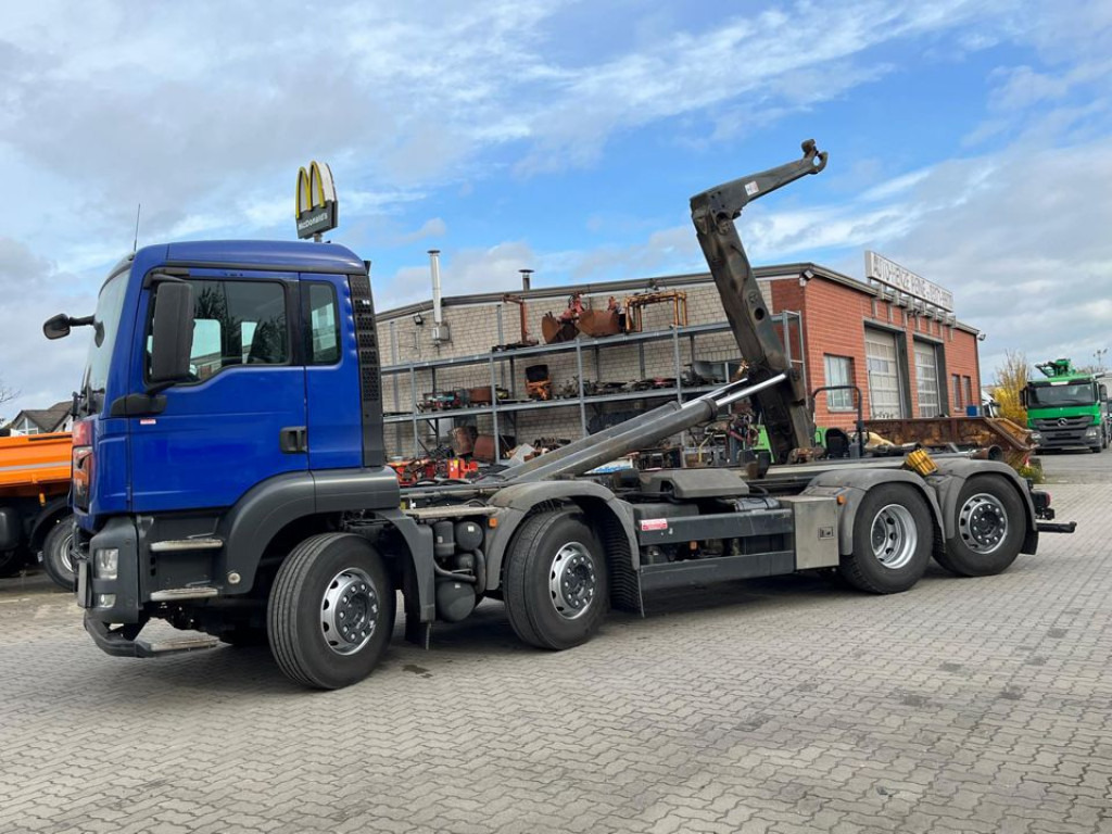 MAN TG-S Abrollkipper 35.360 8x2 BL Meiller 30 to, Funk - Camion cu cârlig: Foto 3 MAN TG-S Abrollkipper 35.360 8x2 BL Meiller 30 to, Funk - Camion cu cârlig: Foto 3