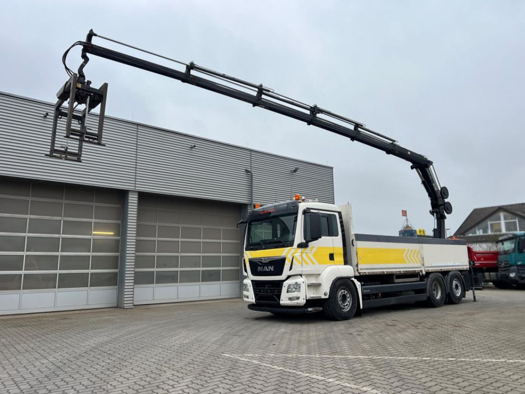 MAN TG-S Pritsche Heckkran 26.400 6x2-2 BL 5xhydr, faltbar, Hiab 192 E - 5 / Funk - Camion platformă, Camion cu macara: Foto 1 MAN TG-S Pritsche Heckkran 26.400 6x2-2 BL 5xhydr, faltbar, Hiab 192 E - 5 / Funk - Camion platformă, Camion cu macara: Foto 1