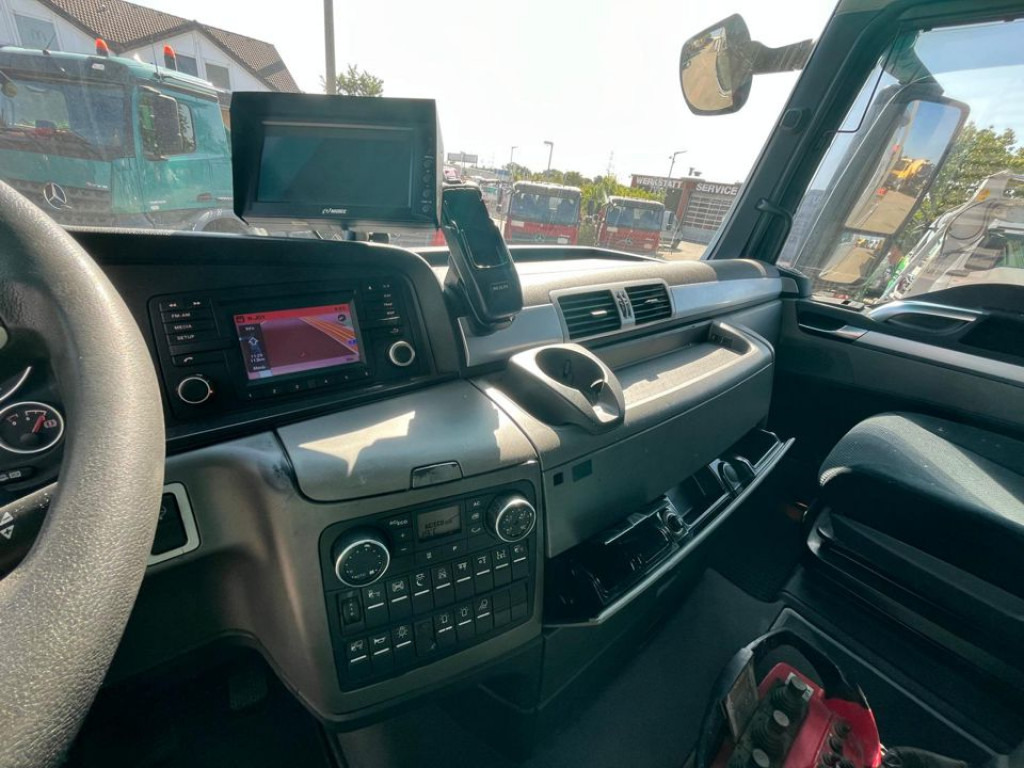 MAN TG-X 26.400 6x2 Pritsche Heckkran Palfinger 34002 - Camion platformă, Camion cu macara: Foto 3 MAN TG-X 26.400 6x2 Pritsche Heckkran Palfinger 34002 - Camion platformă, Camion cu macara: Foto 3