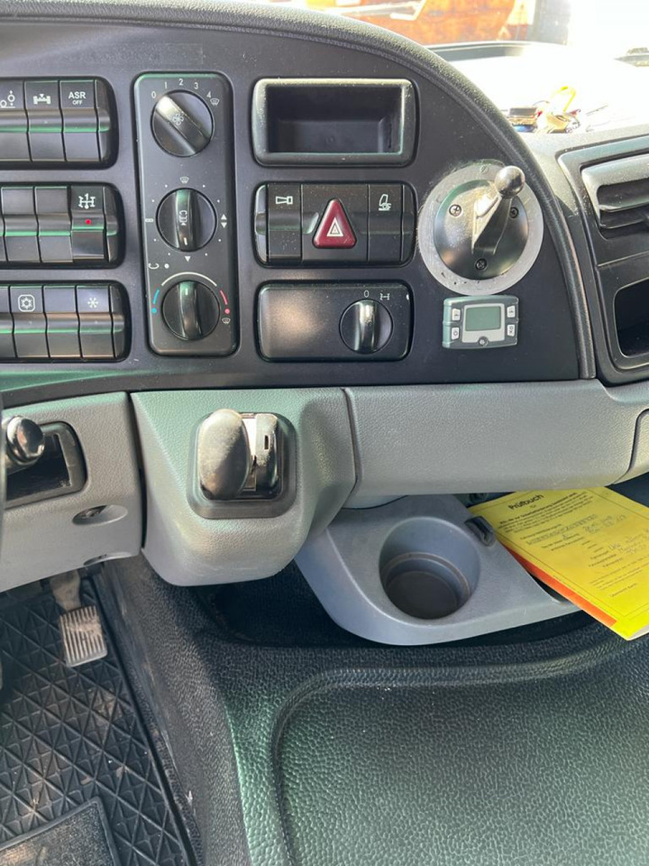 MERCEDES-BENZ Actros 2546 L 6x2 Pritsche Heckkran Palfinger PK 44.002+Winde - Camion platformă, Camion cu macara: Foto 2 MERCEDES-BENZ Actros 2546 L 6x2 Pritsche Heckkran Palfinger PK 44.002+Winde - Camion platformă, Camion cu macara: Foto 2