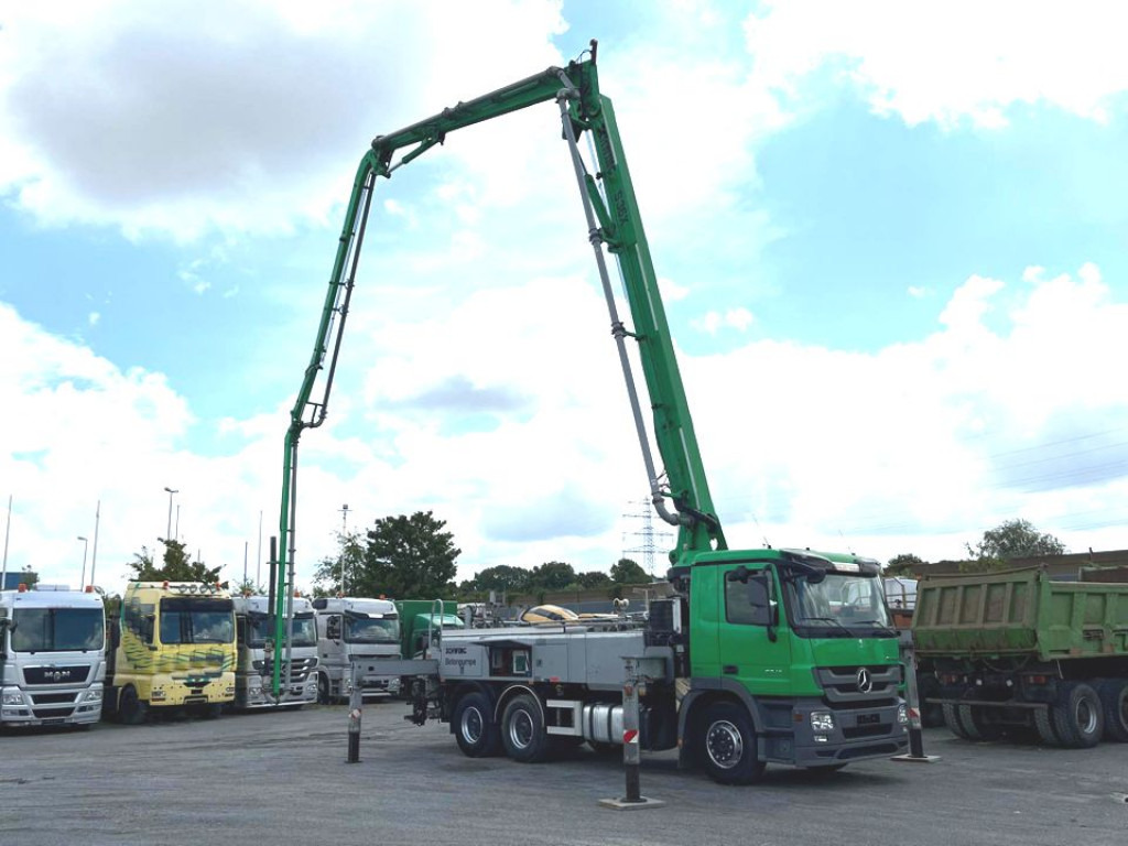 MERCEDES-BENZ Actros 2641 6x4 Betonpumpe Schwing S 36 X nur 2786h - Autopompă de beton: Foto 1 MERCEDES-BENZ Actros 2641 6x4 Betonpumpe Schwing S 36 X nur 2786h - Autopompă de beton: Foto 1