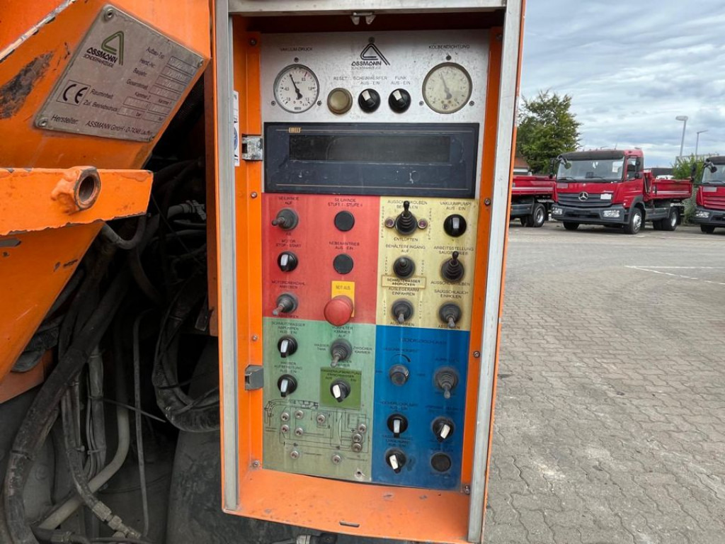 MERCEDES-BENZ Actros 2644 L 6x4 Saug + Spülwagen Kombi Saug+Spül super Zustand - Maşină pentru vidanjări: Foto 5 MERCEDES-BENZ Actros 2644 L 6x4 Saug + Spülwagen Kombi Saug+Spül super Zustand - Maşină pentru vidanjări: Foto 5