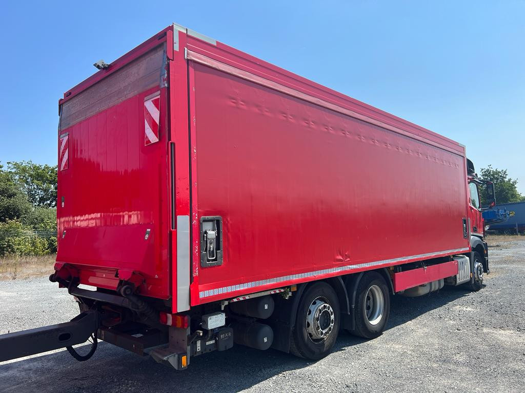 MERCEDES-BENZ Antos 2540 L 6x2 Pritsche LBW Coca Cola, 8,2m Getränke - Camion cu prelată: Foto 4 MERCEDES-BENZ Antos 2540 L 6x2 Pritsche LBW Coca Cola, 8,2m Getränke - Camion cu prelată: Foto 4