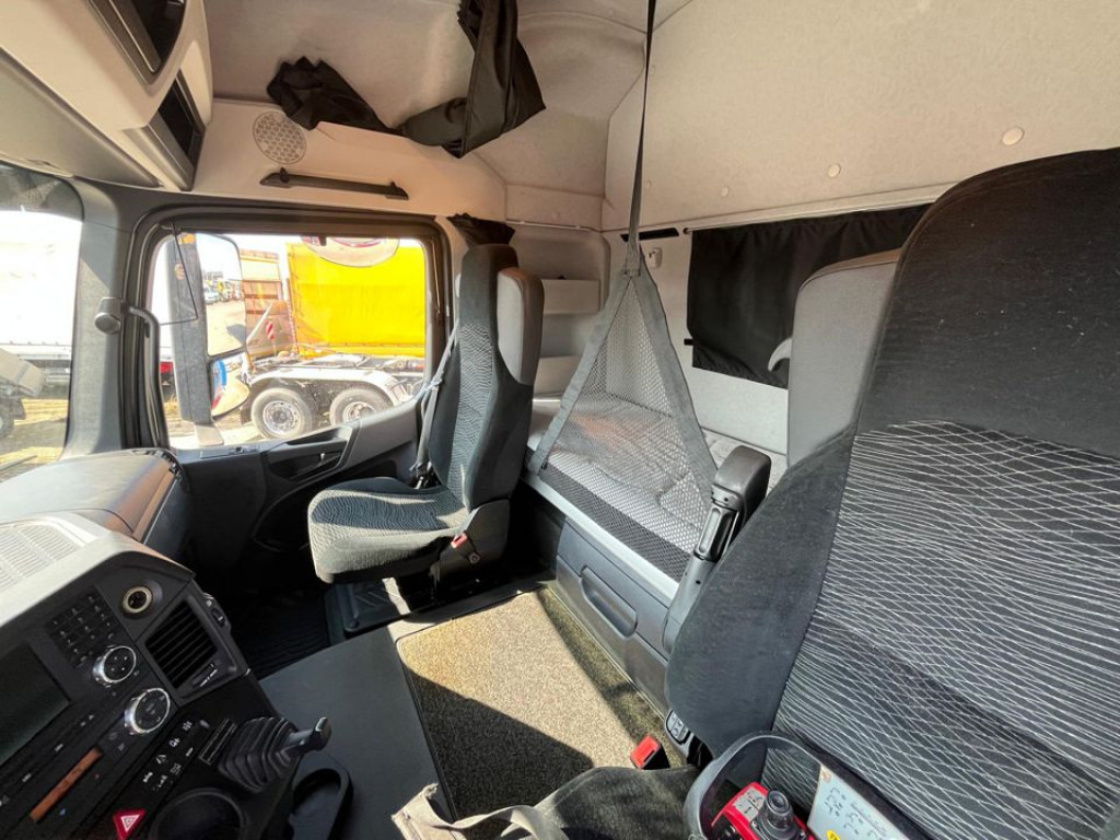 MERCEDES-BENZ Arocs 2545 6x4 HAD Pritsche Heckkran PK 41002 - Camion platformă, Camion cu macara: Foto 4 MERCEDES-BENZ Arocs 2545 6x4 HAD Pritsche Heckkran PK 41002 - Camion platformă, Camion cu macara: Foto 4