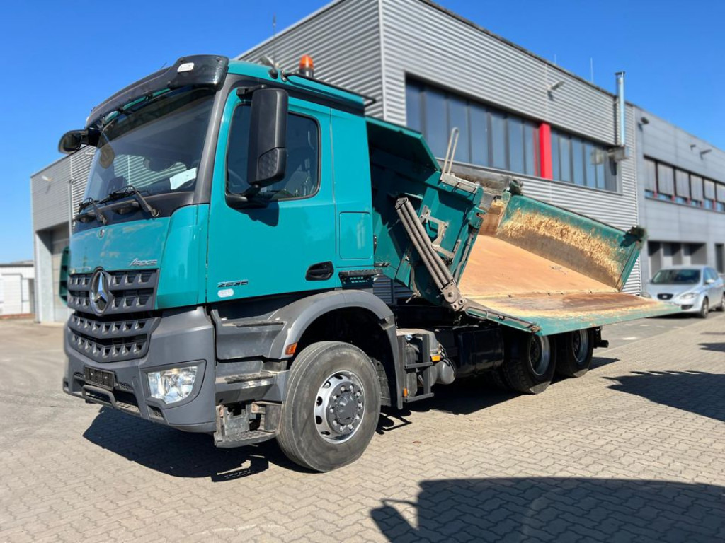 MERCEDES-BENZ Arocs 2636 6x6 HAD 3-Achs Allradkipper Meiller - Camion basculantă: Foto 1 MERCEDES-BENZ Arocs 2636 6x6 HAD 3-Achs Allradkipper Meiller - Camion basculantă: Foto 1
