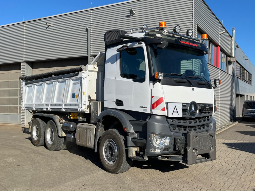 MERCEDES-BENZ Arocs 2645 K 6x4 3-Achs Kipper gr. Meiller Bordmatik 2 Stempel - Camion basculantă: Foto 5 MERCEDES-BENZ Arocs 2645 K 6x4 3-Achs Kipper gr. Meiller Bordmatik 2 Stempel - Camion basculantă: Foto 5
