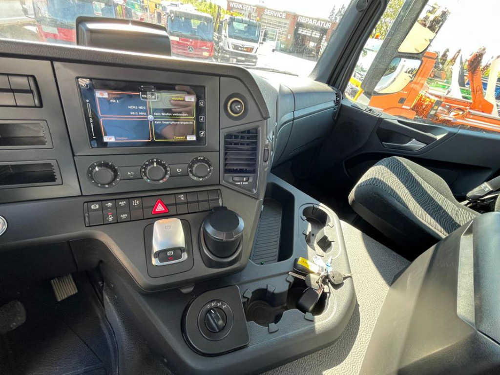 Camion basculantă MERCEDES-BENZ Arocs 4153 8x6 4 Achs Muldenkipper Meiller: Foto 7 Camion basculantă MERCEDES-BENZ Arocs 4153 8x6 4 Achs Muldenkipper Meiller: Foto 7