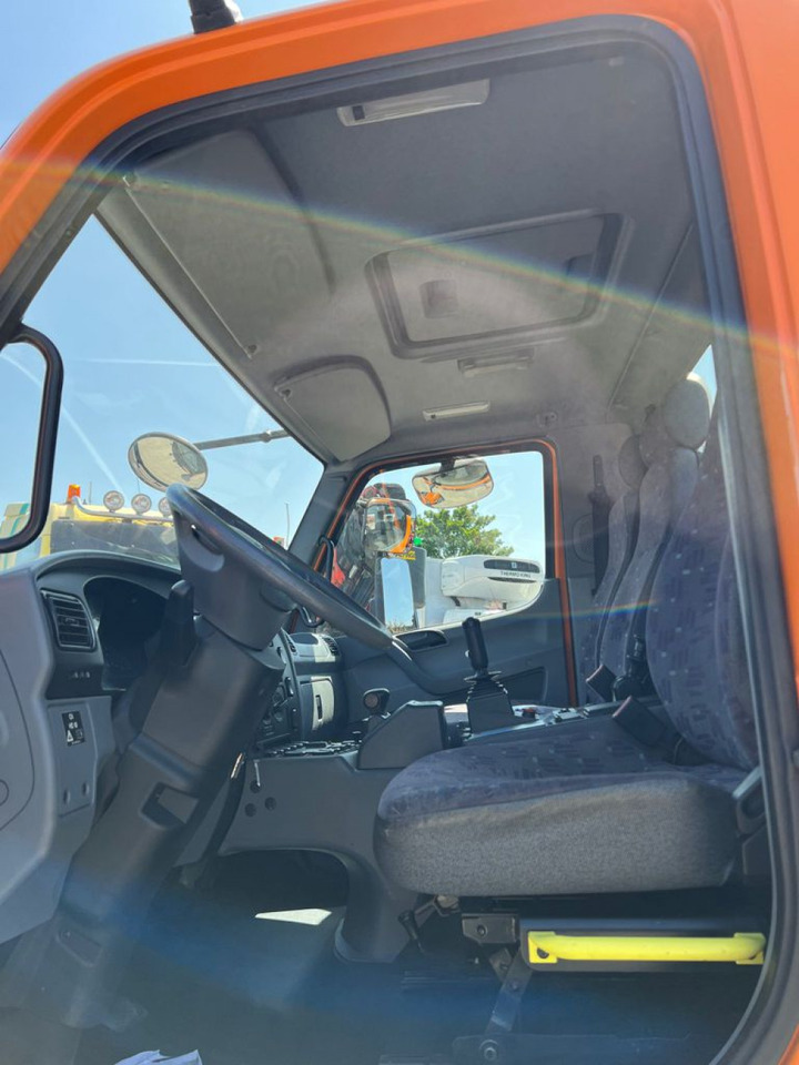 MERCEDES-BENZ Unimog U20 2-Achs Allradkipper Kran Palfinger Kran - Camion basculantă, Camion cu macara: Foto 4 MERCEDES-BENZ Unimog U20 2-Achs Allradkipper Kran Palfinger Kran - Camion basculantă, Camion cu macara: Foto 4