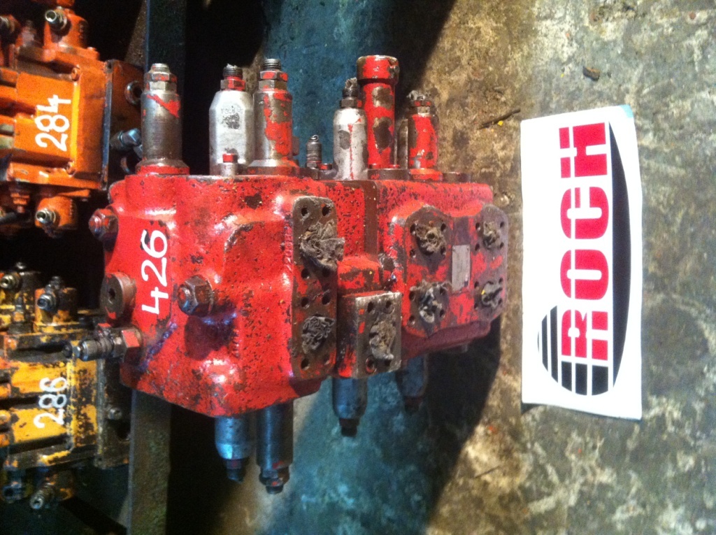 MARREL HYDRO FDG3H19A 766665 T17436 70 - 3 sekcyjny - Supapa hidraulica pentru Utilaje constructii: Foto 1 MARREL HYDRO FDG3H19A 766665 T17436 70 - 3 sekcyjny - Supapa hidraulica pentru Utilaje constructii: Foto 1