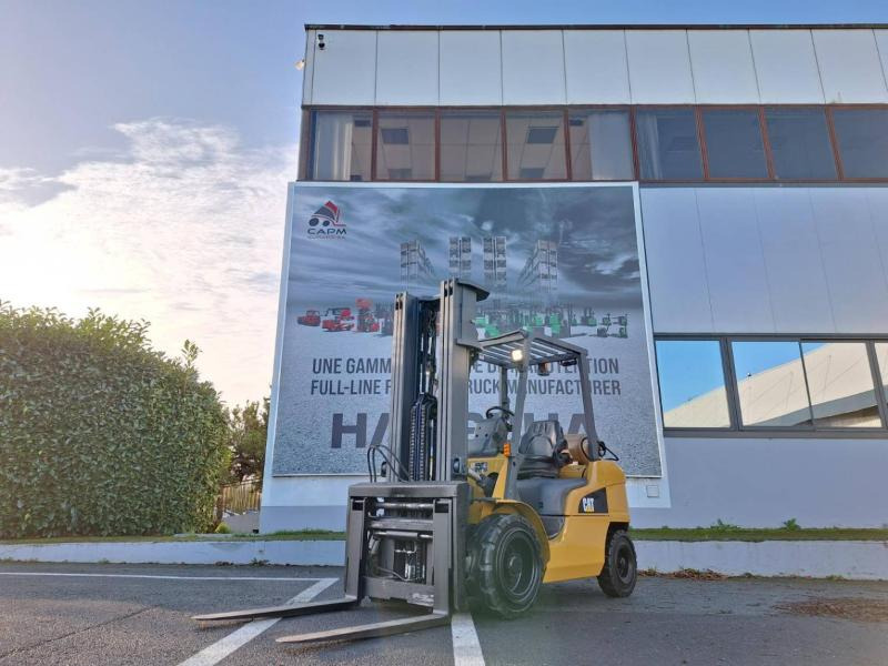 Caterpillar GP30NTD - Stivuitor GPL: Foto 1 Caterpillar GP30NTD - Stivuitor GPL: Foto 1