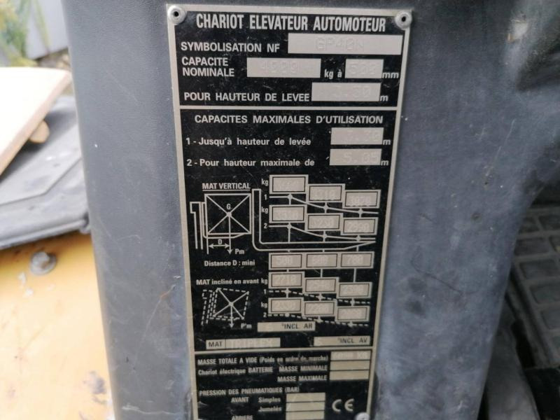 Caterpillar GP40N - Stivuitor GPL: Foto 3 Caterpillar GP40N - Stivuitor GPL: Foto 3