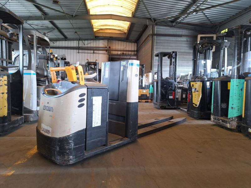 Crown GPC3055-2.0 - Stivuitorul selector: Foto 2 Crown GPC3055-2.0 - Stivuitorul selector: Foto 2