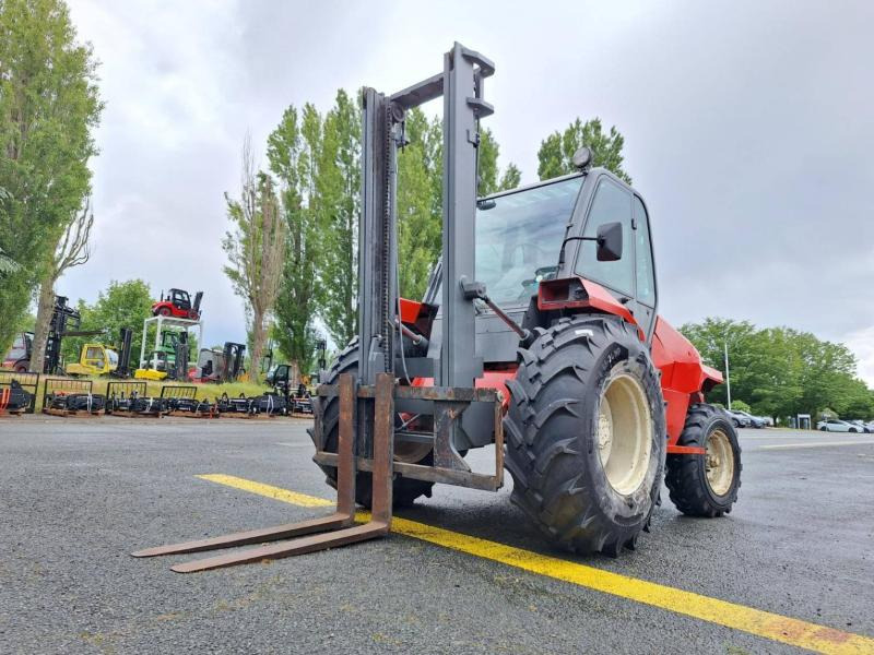 Manitou M30.2 - Stivuitor de teren dificil: Foto 4 Manitou M30.2 - Stivuitor de teren dificil: Foto 4