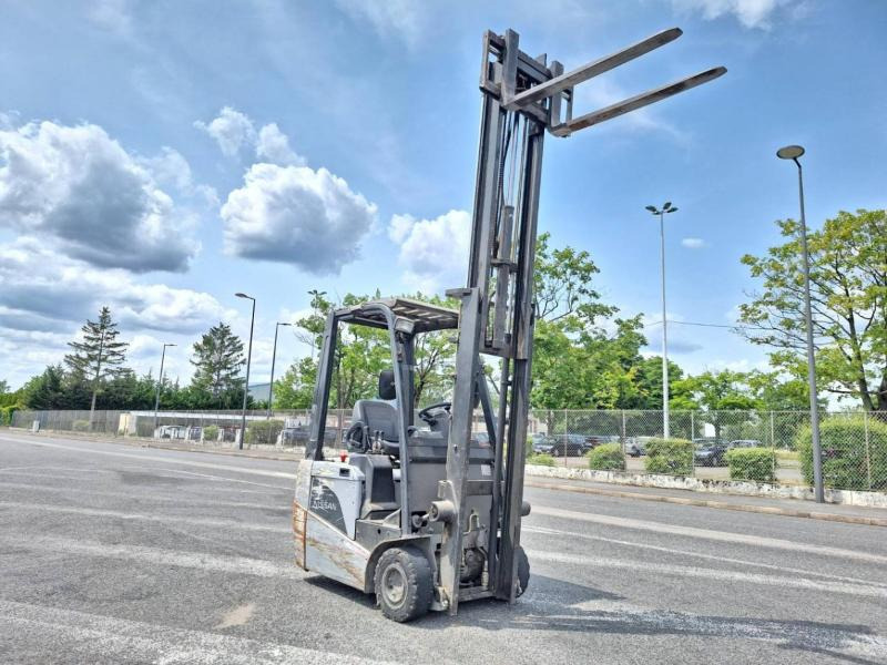 Nissan S1N1L130 - Electrostivuitor: Foto 3 Nissan S1N1L130 - Electrostivuitor: Foto 3