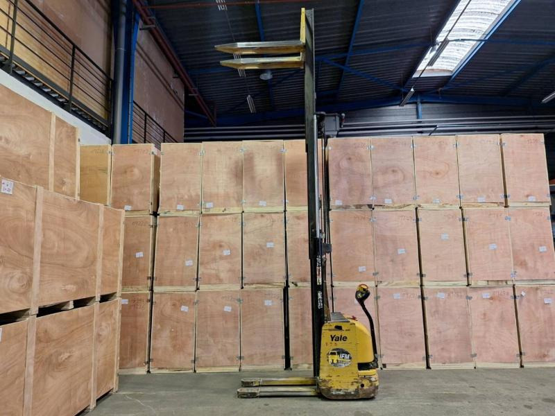 Yale MS14 în leasing Yale MS14: Foto 14 Yale MS14 în leasing Yale MS14: Foto 14