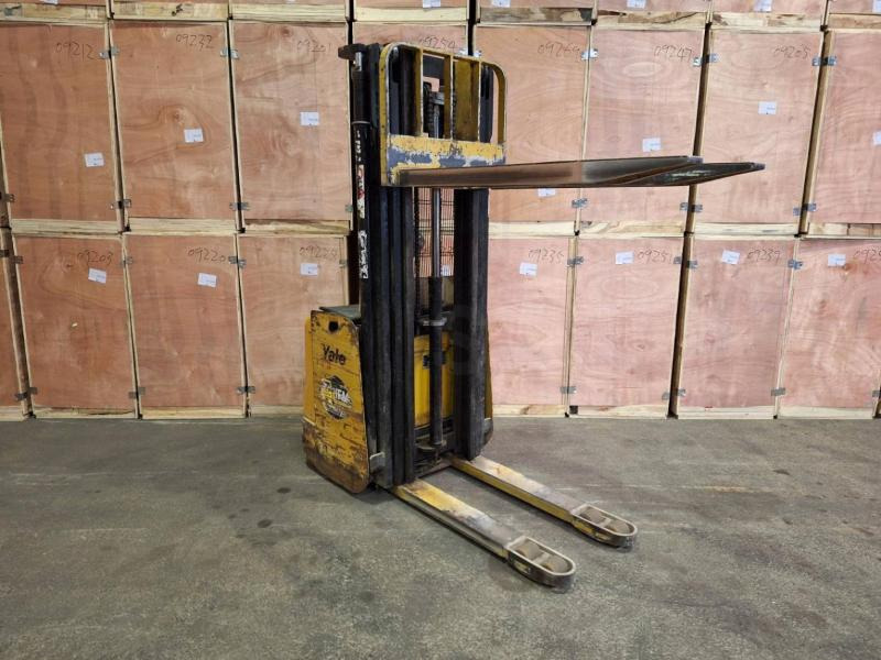 Yale MS14 în leasing Yale MS14: Foto 7 Yale MS14 în leasing Yale MS14: Foto 7