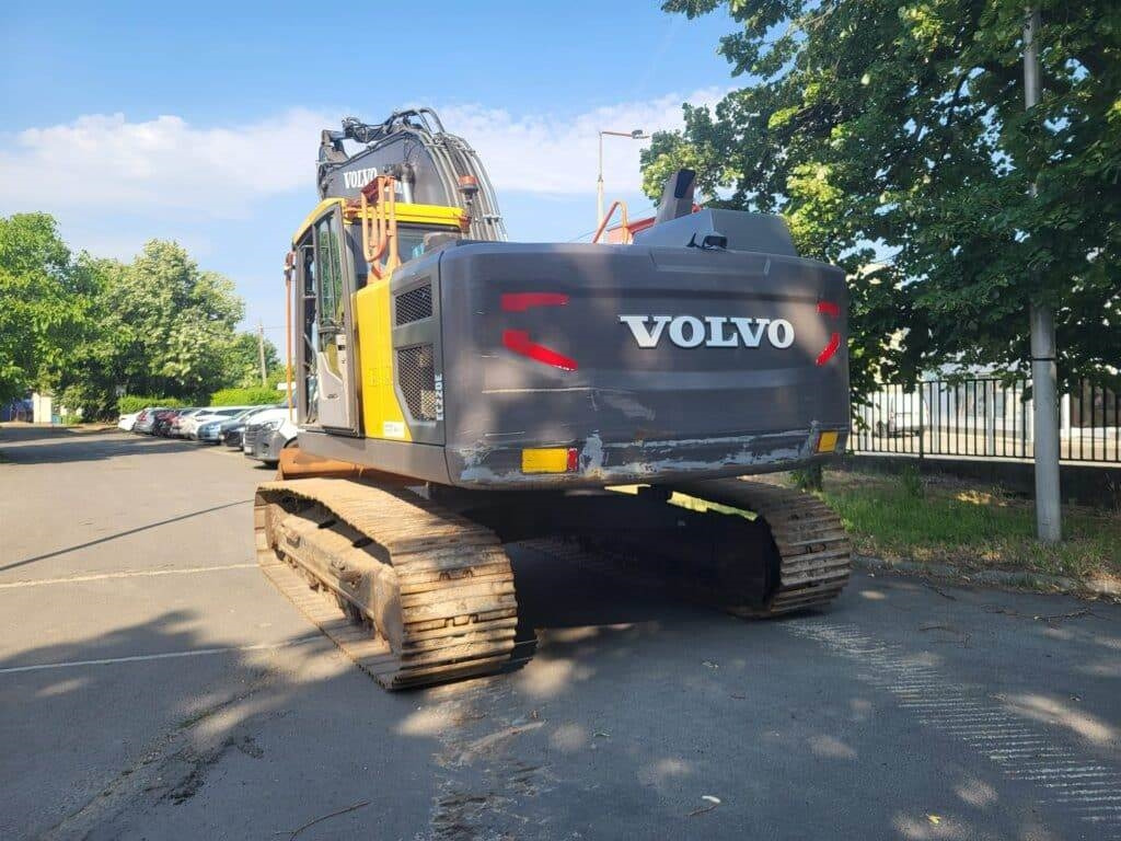 Volvo EC220EL - Excavator pe şenile: Foto 3 Volvo EC220EL - Excavator pe şenile: Foto 3