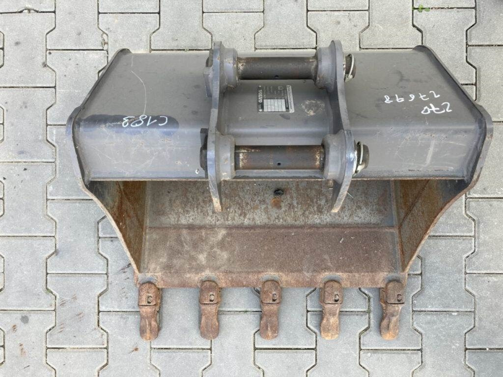 Volvo Tieflöffel mit Zähnen - Festanbau - Buldoexcavator: Foto 2 Volvo Tieflöffel mit Zähnen - Festanbau - Buldoexcavator: Foto 2