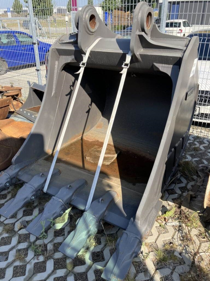 Volvo Tieflöffel mit Zähnen - Festanbau - Buldoexcavator: Foto 1 Volvo Tieflöffel mit Zähnen - Festanbau - Buldoexcavator: Foto 1