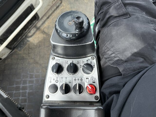 BOMAG BW 174 AP-4 AM Walze 12 Ton *Vibrator *Streuer - Cilindru compactor: Foto 2 BOMAG BW 174 AP-4 AM Walze 12 Ton *Vibrator *Streuer - Cilindru compactor: Foto 2