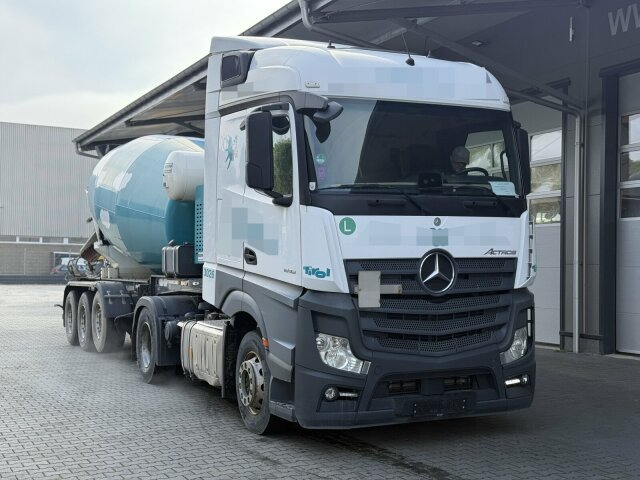 Mercedes-Benz Actros 1845 SZM 4x2 Retarder Kipph. - Cap tractor: Foto 1 Mercedes-Benz Actros 1845 SZM 4x2 Retarder Kipph. - Cap tractor: Foto 1