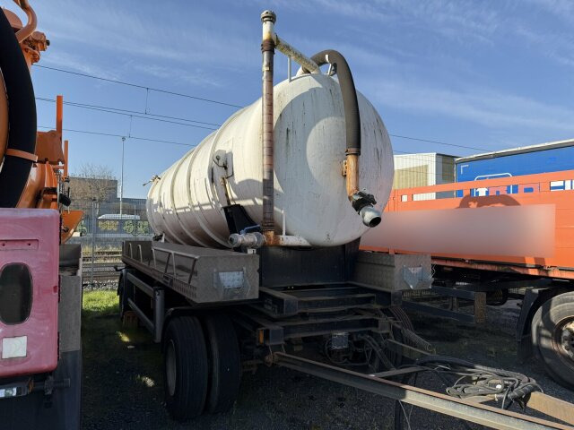 Hüffermann HSD181D Tankanhänger für nicht GGVS Güter - Remorcă cisternă: Foto 1 Hüffermann HSD181D Tankanhänger für nicht GGVS Güter - Remorcă cisternă: Foto 1