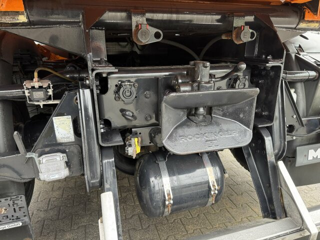 MAN TGS 28.400 6x4-4 Kipper Kran Palfinger PK9002 - Camion basculantă, Camion cu macara: Foto 3 MAN TGS 28.400 6x4-4 Kipper Kran Palfinger PK9002 - Camion basculantă, Camion cu macara: Foto 3