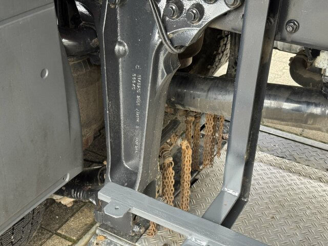 MAN TGS 28.400 6x4-4 Kipper Kran Palfinger PK9002 - Camion basculantă, Camion cu macara: Foto 4 MAN TGS 28.400 6x4-4 Kipper Kran Palfinger PK9002 - Camion basculantă, Camion cu macara: Foto 4