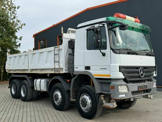 Mercedes-Benz ACTROS 4144 8x8 EURO4 DSK Meiller - Camion basculantă: Foto 1 Mercedes-Benz ACTROS 4144 8x8 EURO4 DSK Meiller - Camion basculantă: Foto 1