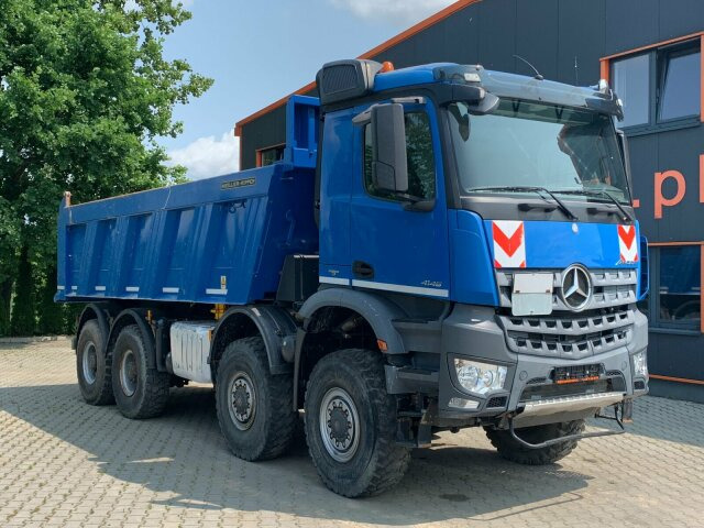 Mercedes-Benz AROCS 4145 8x8 EURO6 Muldenkipper TOP! - Camion basculantă: Foto 1 Mercedes-Benz AROCS 4145 8x8 EURO6 Muldenkipper TOP! - Camion basculantă: Foto 1