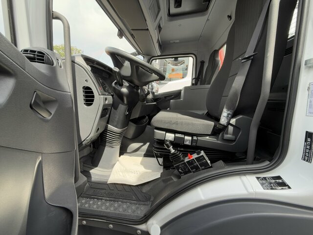 Mercedes-Benz ATEGO 818 4x2 Euro 6 Kipper Kran FASSI F65B.0.22 - Autoutilitară basculantă: Foto 5 Mercedes-Benz ATEGO 818 4x2 Euro 6 Kipper Kran FASSI F65B.0.22 - Autoutilitară basculantă: Foto 5