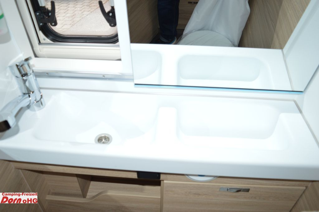 Camper van Knaus BoxLife Pro 540 ROAD 60 Years Automatik/140PS: Foto 23