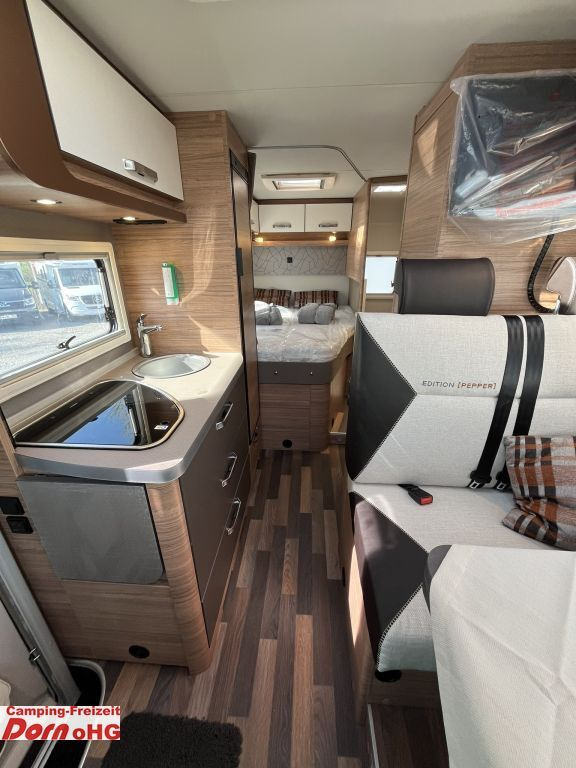 Autorulotă semi-integrată Weinsberg CaraCompact 600 MF EDITION [PEPPER] Care-Drive-P: Foto 14