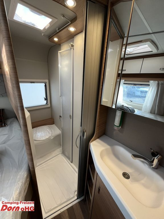 Autorulotă semi-integrată Weinsberg CaraCompact 600 MF EDITION [PEPPER] Care-Drive-P: Foto 18