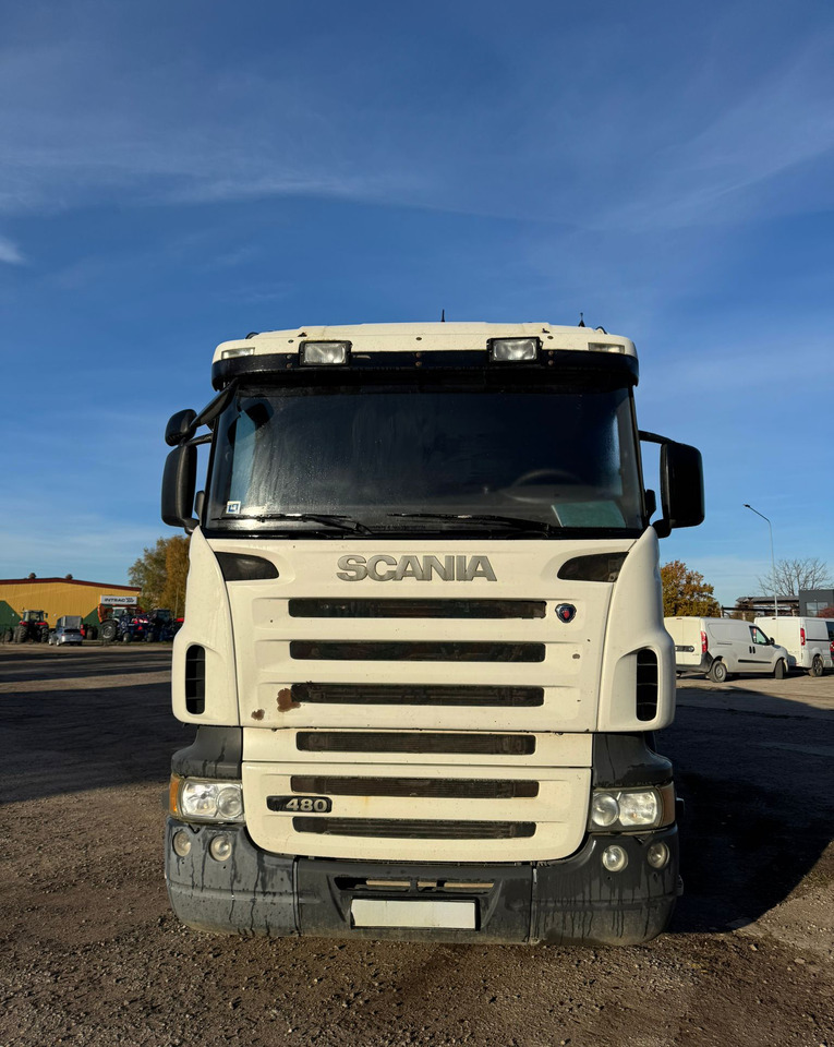 SCANIA R480 - Camion cisternă: Foto 2 SCANIA R480 - Camion cisternă: Foto 2