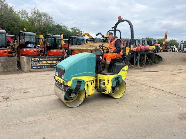 Ammann AXR 12 - Cilindru compactor pentru asfalt: Foto 4 Ammann AXR 12 - Cilindru compactor pentru asfalt: Foto 4