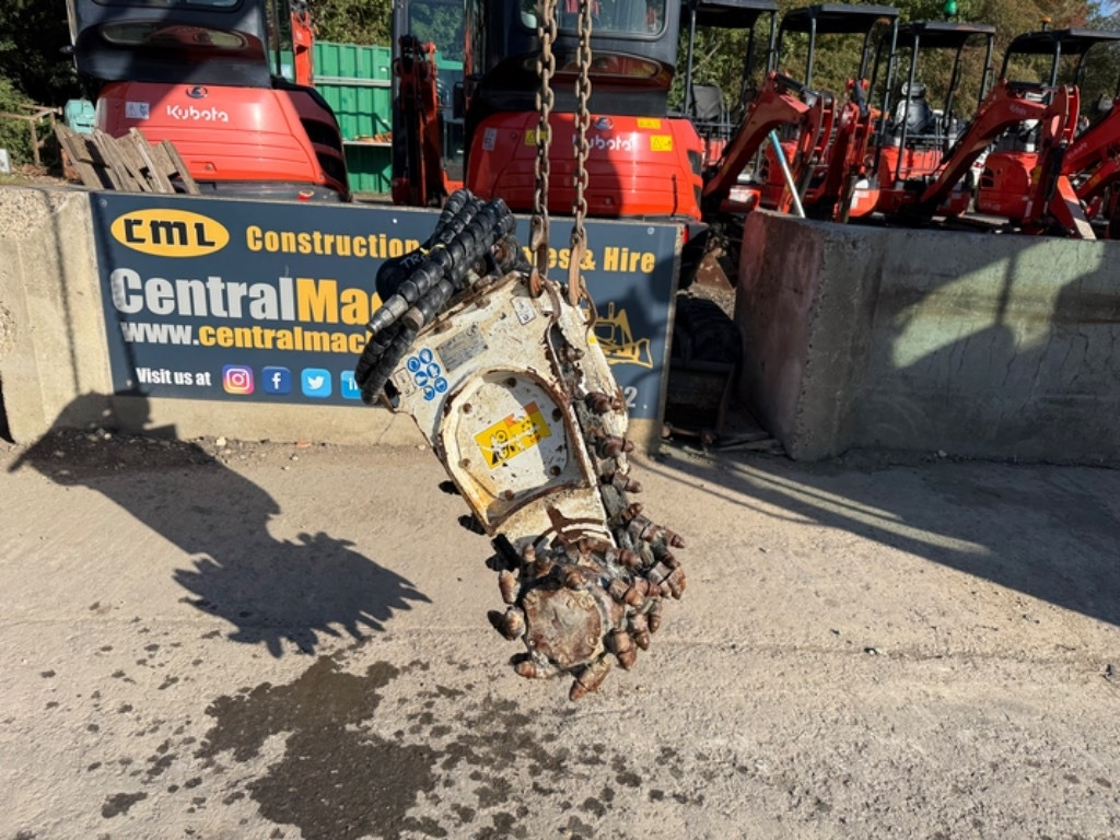 Simex TF100 - Săpător de şanţuri: Foto 3 Simex TF100 - Săpător de şanţuri: Foto 3