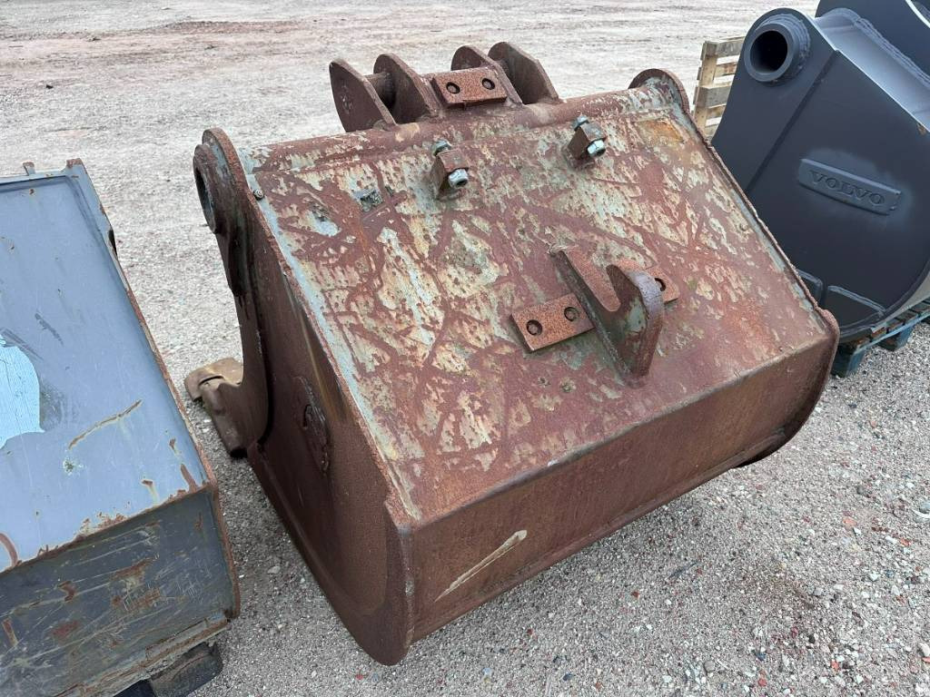 Volvo S 1 Tieflöffel - bucket 1.200 mm ca. 1.2 m³ - Cupă excavator: Foto 5 Volvo S 1 Tieflöffel - bucket 1.200 mm ca. 1.2 m³ - Cupă excavator: Foto 5