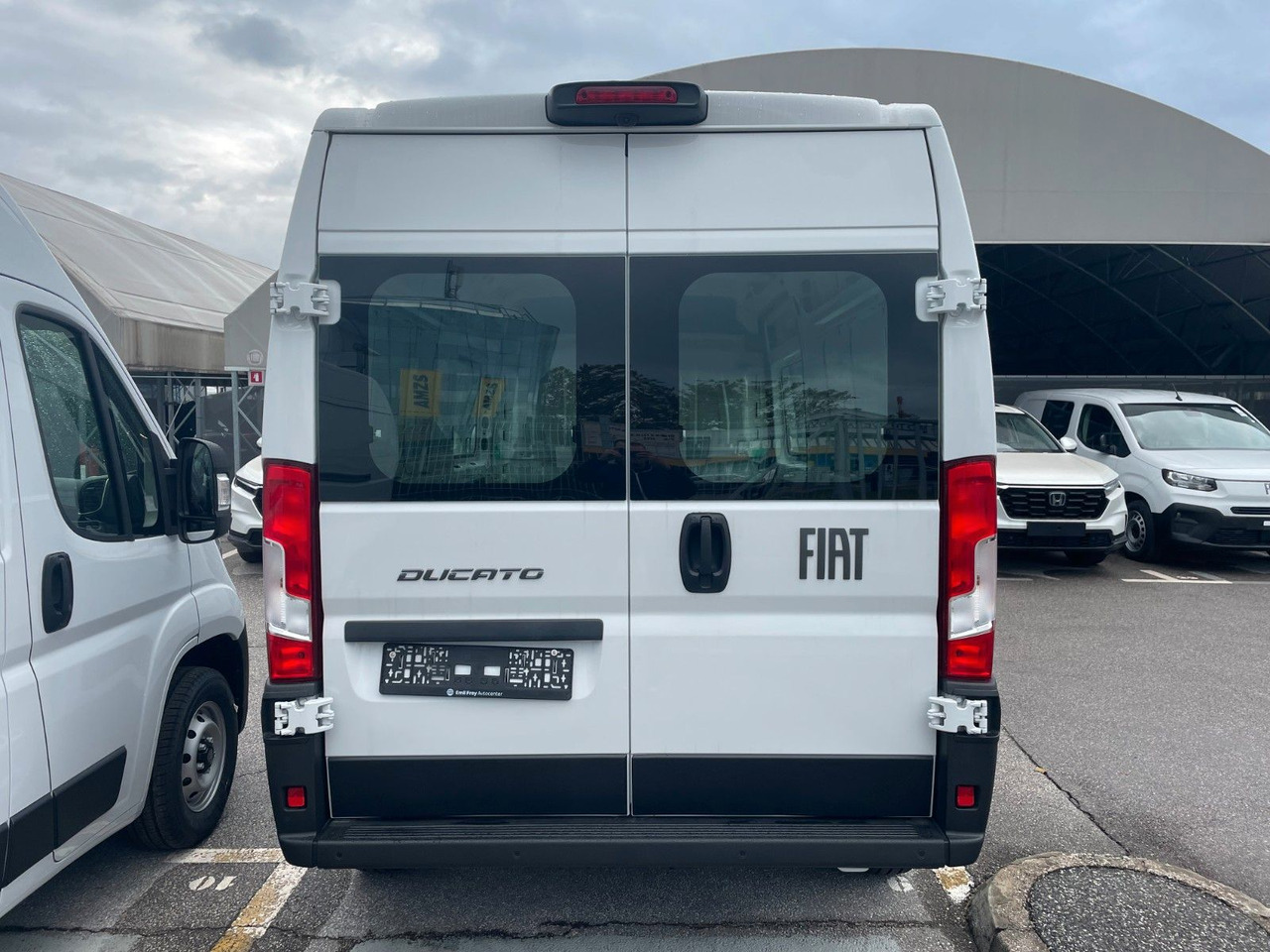 Fiat Ducato 35H L3H2 180 Teilverglast KaWa 2025 - Dubă: Foto 5 Fiat Ducato 35H L3H2 180 Teilverglast KaWa 2025 - Dubă: Foto 5