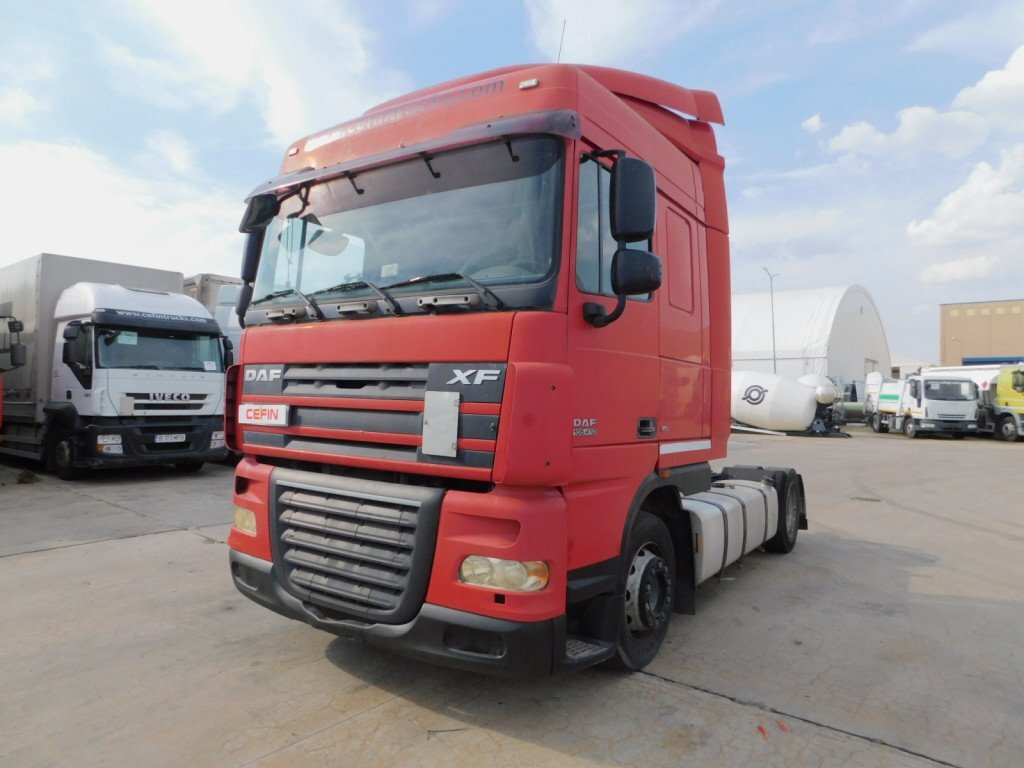 Daf Xf 105410 - Cap tractor: Foto 1 Daf Xf 105410 - Cap tractor: Foto 1