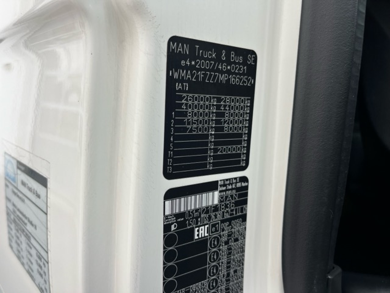 MAN TGS 26.360 6x2-4 LL Euro6 Klima AHK Luftfeder - Camion şasiu: Foto 5 MAN TGS 26.360 6x2-4 LL Euro6 Klima AHK Luftfeder - Camion şasiu: Foto 5