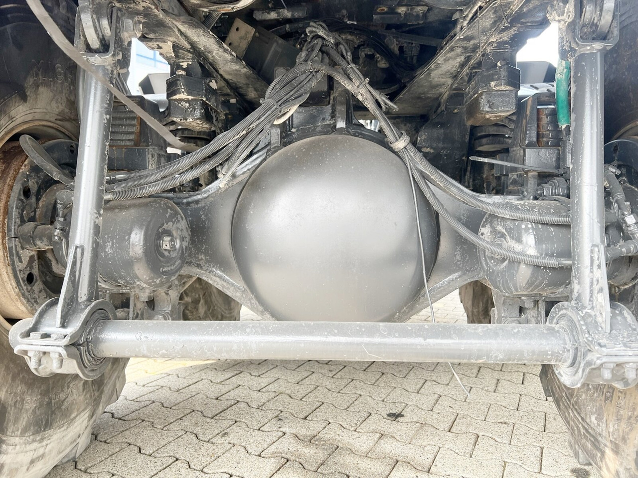 ASTRA HD9 86.56 8x6, 24m³ Mulde, Intarder ASTRA HD9 86.56 8x6, 24m³ Mulde, Intarder - Autobasculantă: Foto 5 ASTRA HD9 86.56 8x6, 24m³ Mulde, Intarder ASTRA HD9 86.56 8x6, 24m³ Mulde, Intarder - Autobasculantă: Foto 5