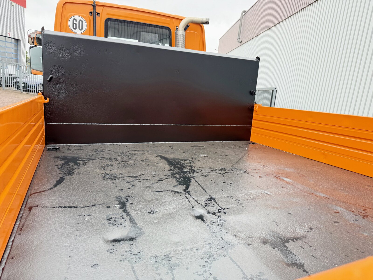 Unimog U 20 4x4 U 20 4x4, Kipper, Zapfwelle, Winterdienstausstattung, 2x AHK - Autoutilitară: Foto 3 Unimog U 20 4x4 U 20 4x4, Kipper, Zapfwelle, Winterdienstausstattung, 2x AHK - Autoutilitară: Foto 3